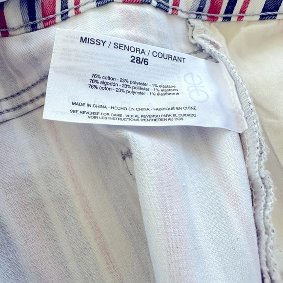 Skinny Girls Jeans 28/6 “Risk Taker” Red/White & Blue striped. EUC high rise. - Picture 10 of 11